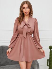 繫帶領燈籠袖連衣裙 - 藕粉色 - 查看 3