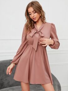 繫帶領燈籠袖連衣裙 - 藕粉色 - 查看 6