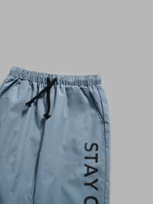 SHEIN Bộ hai mảnh Trai Dây kéo Túi Lá thư Bộ lạc Giải trí - Xanh và trắng - Xem 3