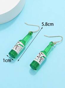 Pendientes largos de niñas con botella de vino con estampado de letra