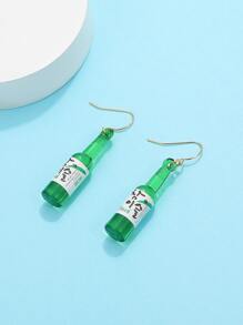 Pendientes largos de niñas con botella de vino con estampado de letra