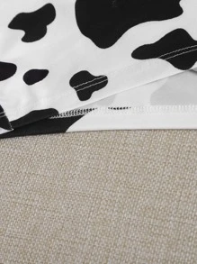 SHEIN EZwear 大碼奶牛圖案不對稱下擺吊帶上衣 - 黑與白 - 查看 4