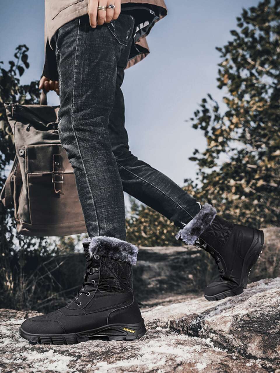 Men Lace-up Front Plush Inside Boots