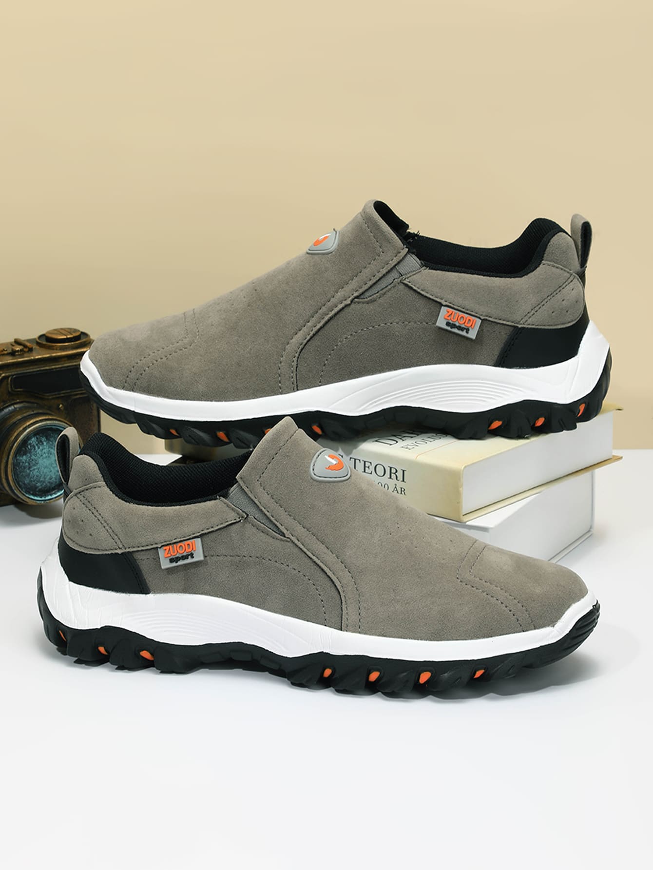 Men Minimalist Slip On Shoes - Grey - View 1