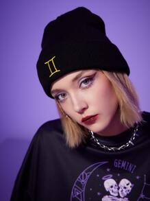 ROMWE Gemini Constellation Embroidery Knit Beanie - Black - View 1