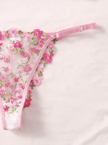 Conjunto de lencería de encaje transparente bordado con sujetador de aros y braguita