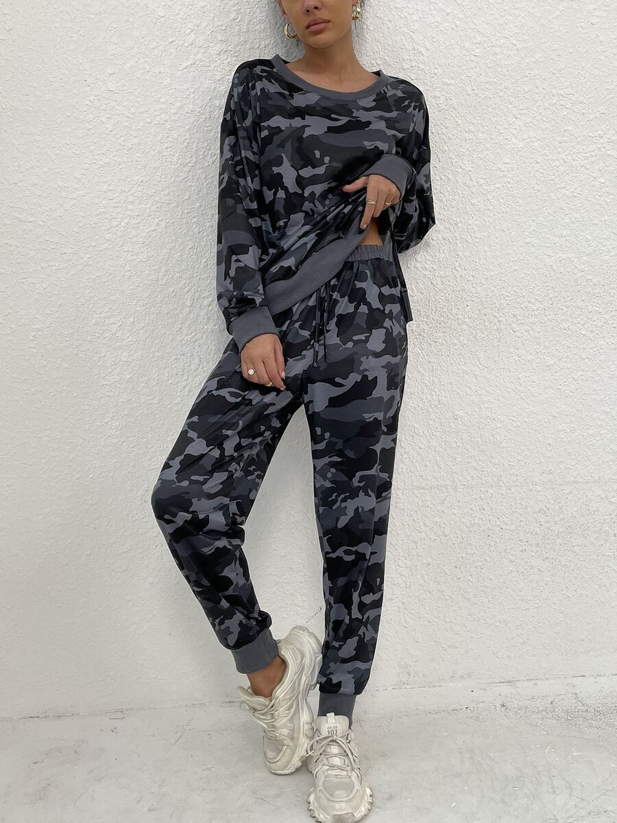落肩迷彩套頭衫和運動褲套裝 - 彩色 - 查看 1
