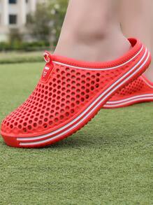 Zuecos de ventilación con estampado de letra delantero - Rojo - Ver 1