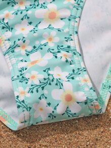 Tween Girl Floral Tiered Ruffle Hem Bikini Set With Beach Skirt Summer Beach - White - View 4