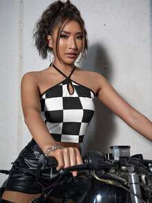 棋盤格印花掛脖上衣 - 黑與白 - 查看 5