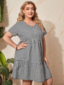 SHEIN Vestido con estampado de guingán con botón delantero bajo con fruncido - Blanco y Negro - Ver 3