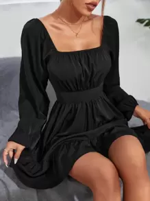 SHEIN PETITE Vestido de cuello cuadrado de manga farol bajo con fruncido - Negro - Ver 1