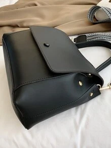 Old Moeny, Fashionable Simple Solid Color Commuting Shoulder Bag With Wide Strap And Large Capacity Flip Cover - Black - View 5