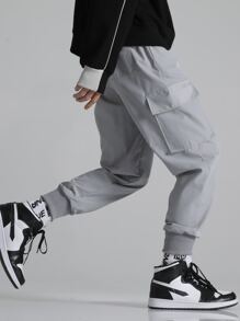 Manfinity Hypemode 男士拼接翻蓋口貨物褲 - 灰色 - 查看 4