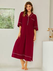 SHEIN Vestido de dormir con botón ribete en contraste - Burdeos - Ver 1