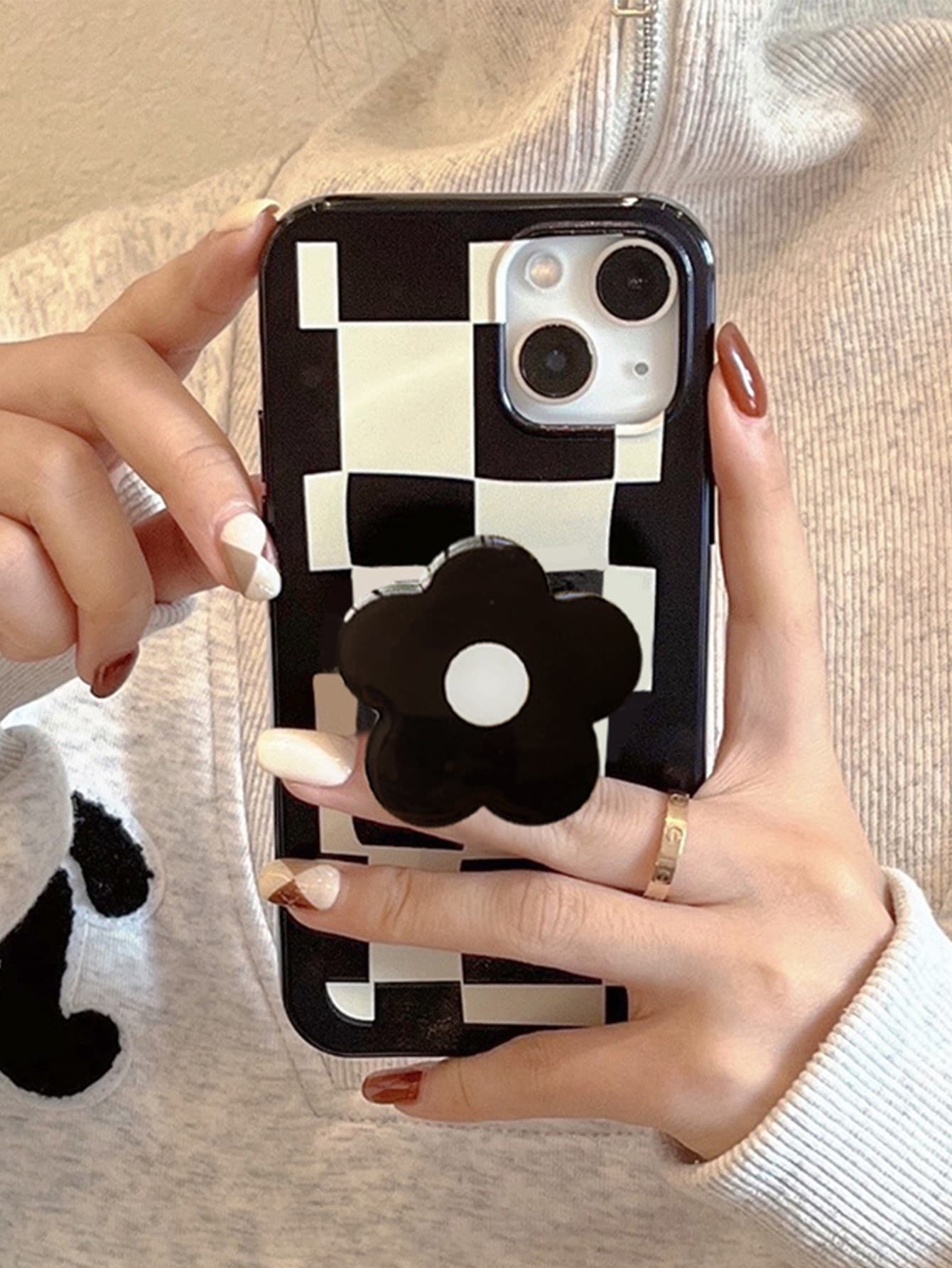 チェック柄 スマホケース 付き 花 スタンドアウト携帯グリップ