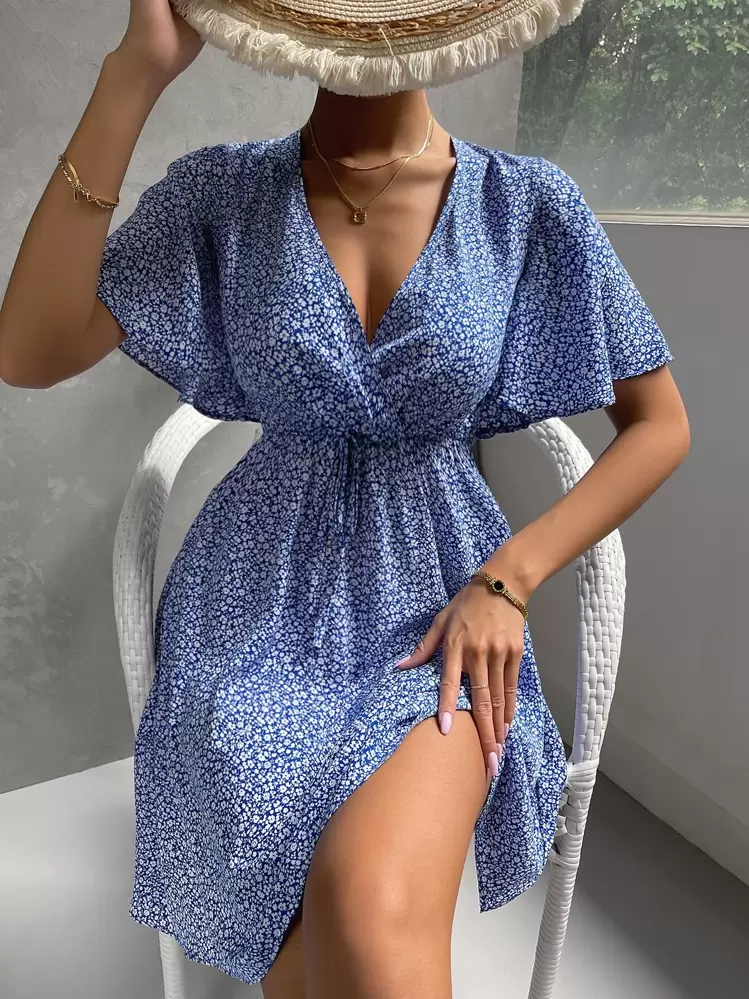 SHEIN LUNE Vestido floral de manga con volante escote cruzado con cordón delantero - Azul y blanco - Añade 4