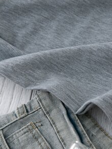 SHEIN LUNE Figure And Letter Graphic Tee - Grey - View 4