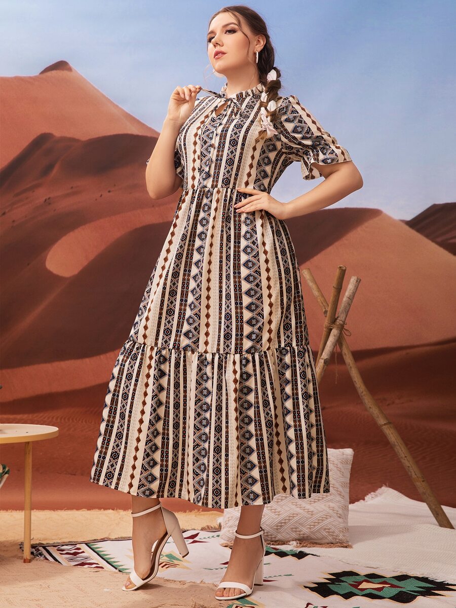 大碼幾何印花荷葉袖荷葉邊連衣裙 - 彩色 - 查看 1