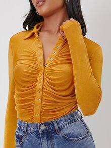 SHEIN Áo thun nữ Xù Nút phía trước màu trơn Thanh lịch - Màu Mù tạt vàng - Xem 4