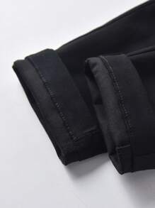 SHEIN 男小童領結前排扣襯衫和背帶褲 - 黑與白 - 查看 3