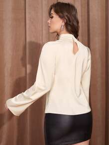 SHEIN Unity 鐘形袖交叉圍裹前上衣 - 米色 - 查看 2
