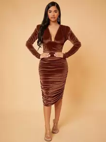 SHEIN SXY Deep V Neck Ruched Velvet Bodycon Dress - Brown - View 4