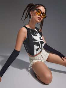 SHEIN ICON 人像圖案拼接車縫短款背心無手套 - 黑色 - 查看 3