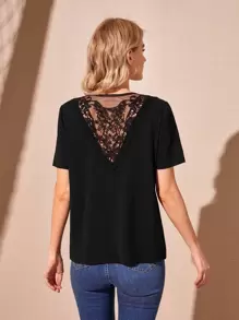 SHEIN 薄透蕾絲花邊素色T恤 - 黑色 - 查看 1