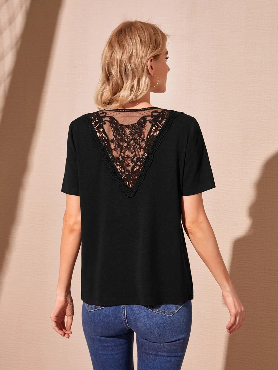 SHEIN 薄透蕾絲花邊素色T恤 - 黑色 - 查看 1