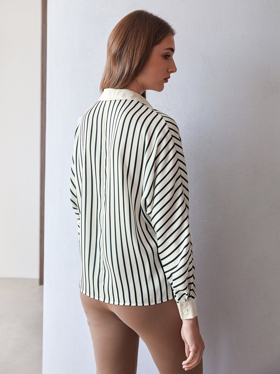 MOTF STRAIGHT FIT STRIPED SHIRT