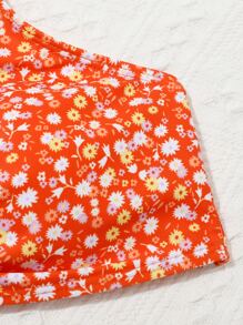 少女碎花比基尼套装 夏日海滩