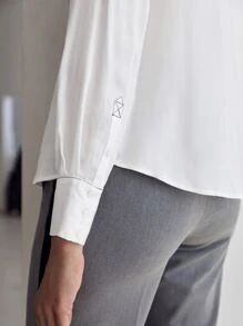 MOTF PREMIUM 拼接車縫垂墜襯衫 - 白色 - 查看 11