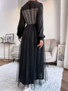 Mulvari Grid Print Lantern Sleeve Mesh Hem Dress - Black - View 2