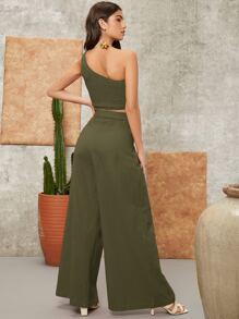 SHEIN Conjunto Top corto de un hombro con fruncido & Pantalones palazzo - Verde militar - Ver 2