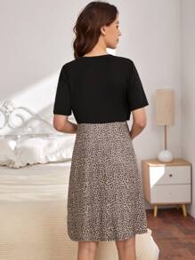 SHEIN Maternidad Vestido homewear con estampado de leopardo con botón delantero amamantamiento - Multicolor - Ver 4