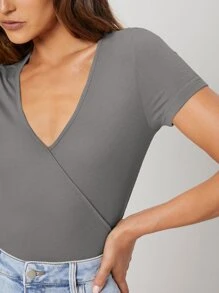 MOTF PREMIUM 粘膠纖維羅紋圍裹T恤 - 灰色 - 查看 2