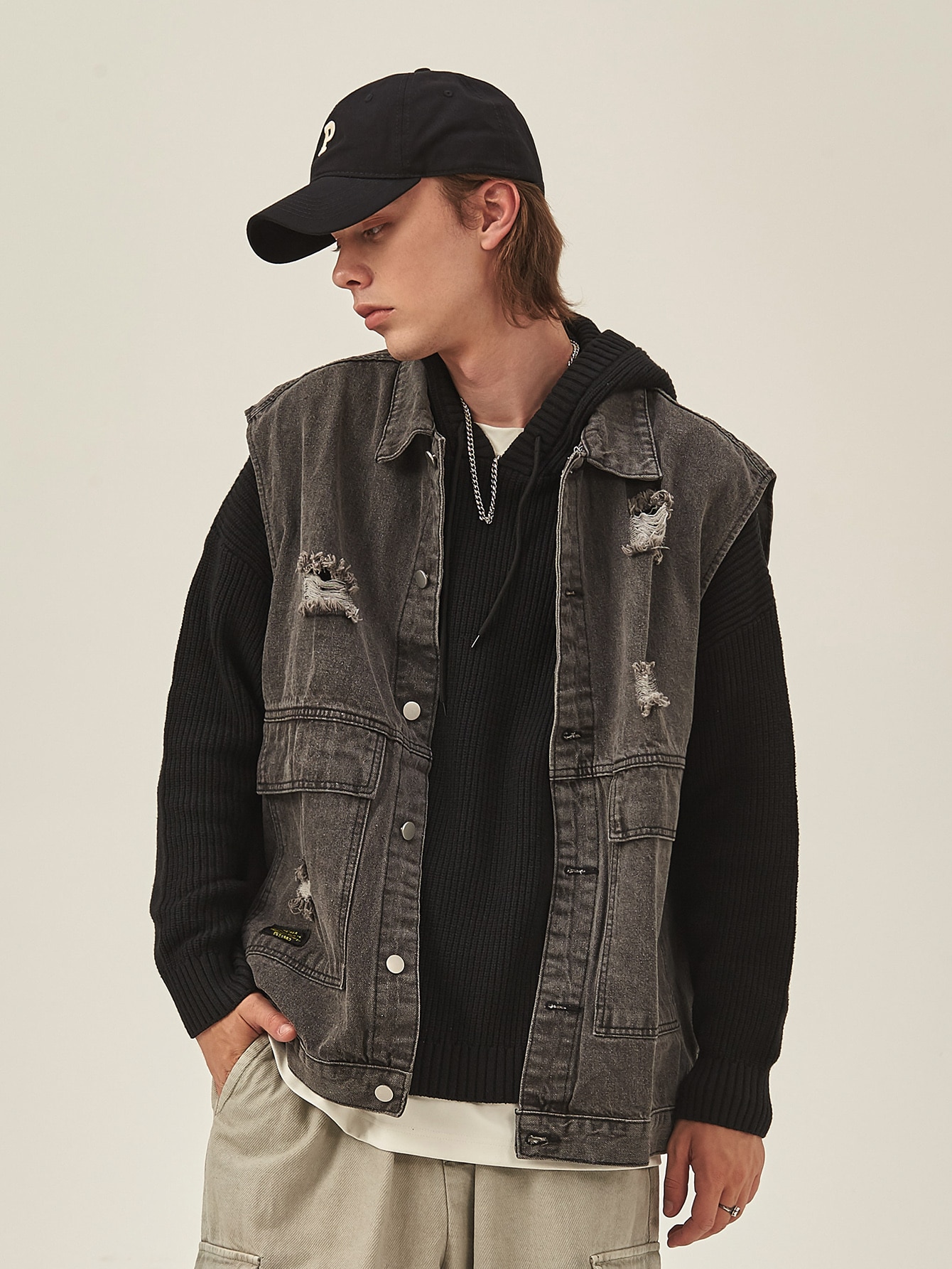 Extended Sizes Men Ripped Flap Pocket 