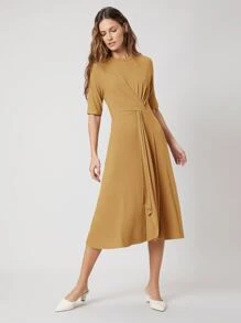 MOTF PREMIUM 竹纖維扭結連衣裙 - 駝色 - 查看 3