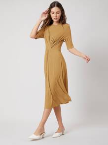 MOTF PREMIUM 竹纖維扭結連衣裙 - 駝色 - 查看 9