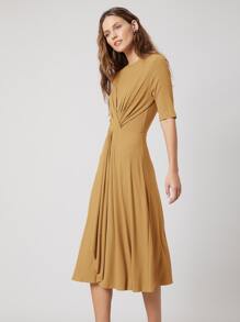 MOTF PREMIUM 竹纖維扭結連衣裙 - 駝色 - 查看 10