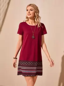 EMERY ROSE Vestido con estampado geométrico