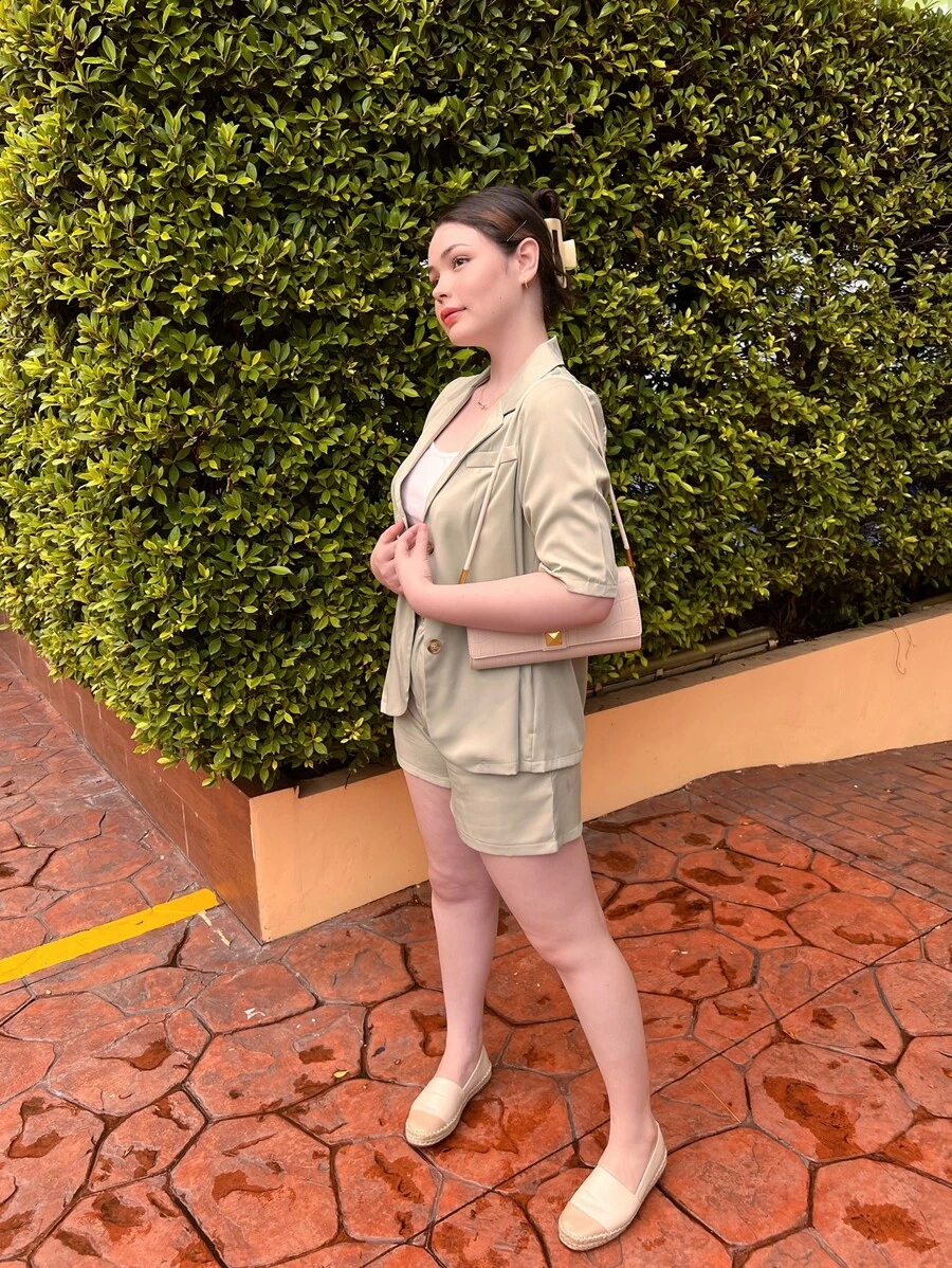 DAZY เสื้อเบลาส์คอปกติดกระดุงหน้าพร้อมกางเกงขาสั้นใส่ไม่ต้องใส่เสื้อด้านใน ฤดูร้อน, ชุดทูชิ้นสำหรับสตรี - สีเขียวมิ้นท์ - ดู 1