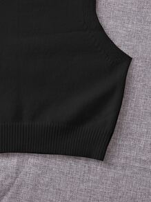 Breezaya Women's Solid Color Minimalist Sleeveless Crew Neck Sweater Vest, Everyday Wear - Black - View 5