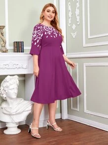 SHEIN Clasi 大碼葉子圖案合身和傘狀洋裝 - 紫色 - 查看 4