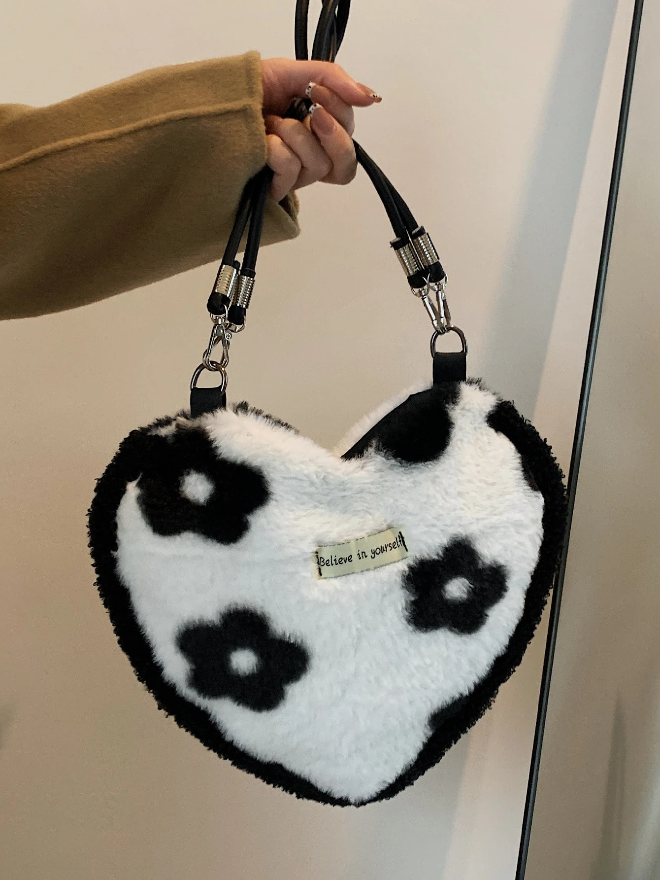 flower fuzzy tote bag