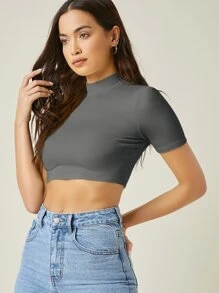 SHEIN BASICS Top corto tejido de canalé de cuello alto - Gris Oscuro - Ver 3