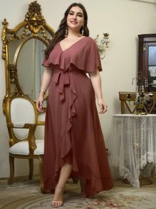 SHEIN Belle Talla grande Vestido de dama de honor con cinturón fruncido cruzado de gasa - Color caoba - Ver 3
