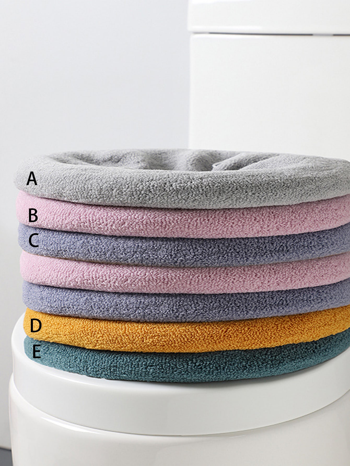 Our 1pc Fuzzy Toilet Seat Cover is such a vibe - ROMWE