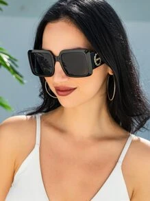 1pc Women Oversized Square Fashion Glasses Suitable For Daily Wear Street Shades Beach Accessories Beach Accessories For Women Glasses Shades Basics Fall Winter Women Outfits Clothes Business Casual Gifts - Black - View 1